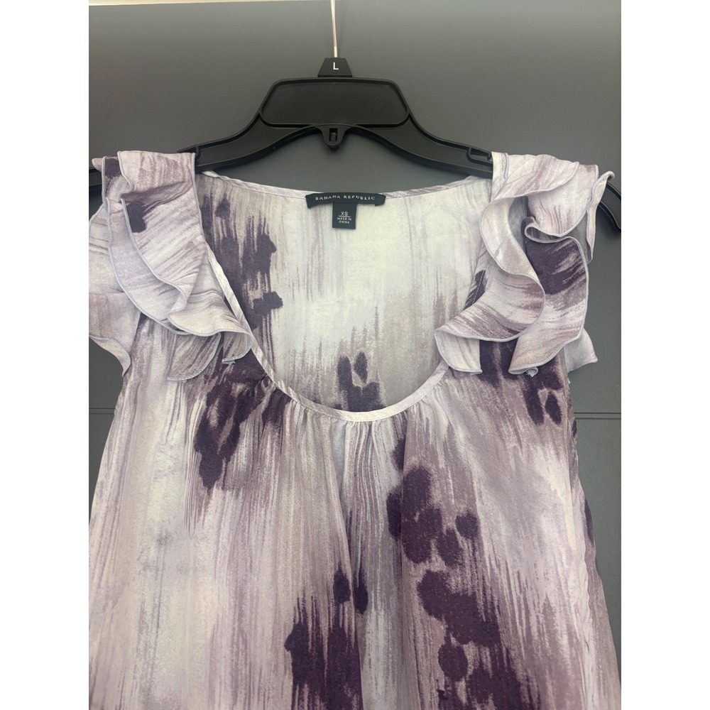 Banana Republic Womens XS Purple 100% Silk Ruffle Sleeve Abstract Top Blouse - Picture 3 of 7